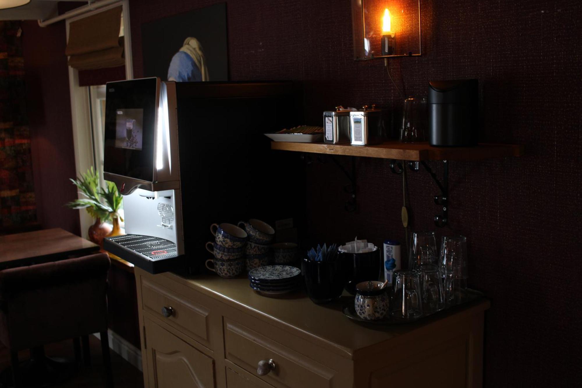 Hotel West Inn Hippolytushoef Dış mekan fotoğraf