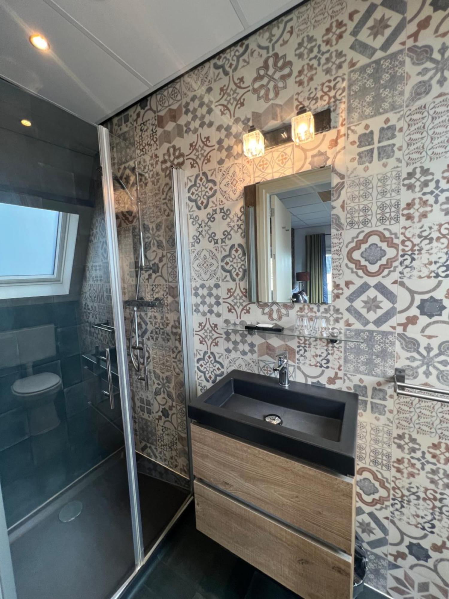 Hotel West Inn Hippolytushoef Dış mekan fotoğraf